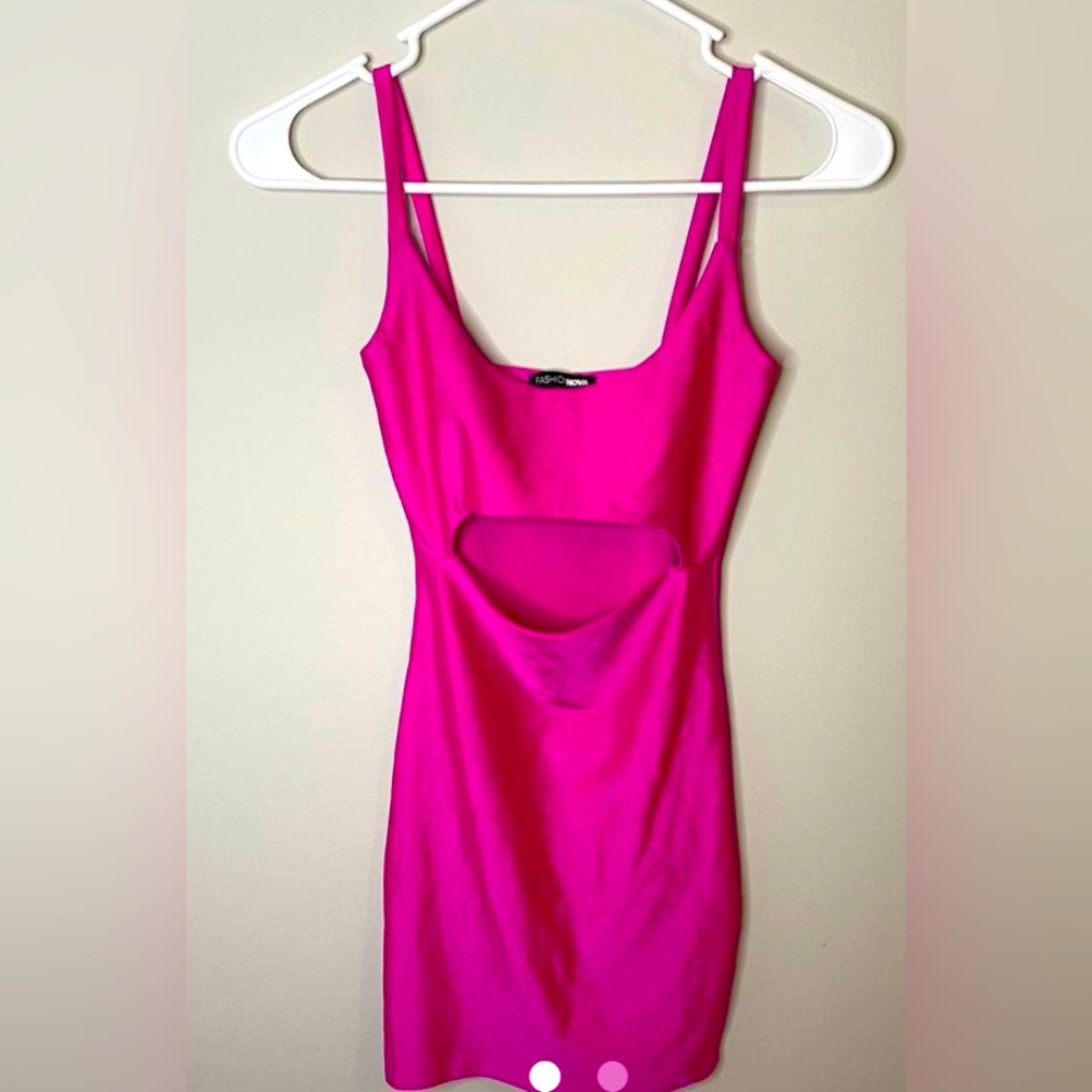 Fashion Nova Hot pink Cut to the Chase Bodycon dress sz S